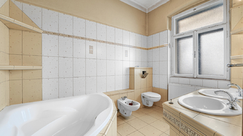 Prodej jiných prostor 814 m², Zákupy