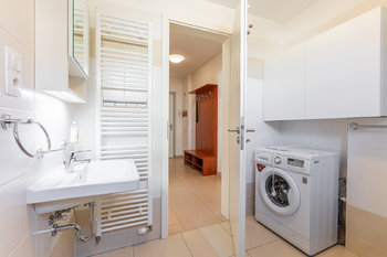 Pronájem bytu 2+kk v osobním vlastnictví 55 m², Praha 8 - Dolní Chabry