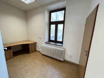 Pronájem kancelářských prostor 65 m², Vsetín