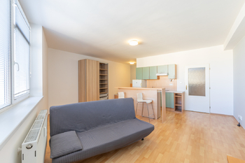 Pronájem bytu 1+kk v osobním vlastnictví 39 m², Praha 5 - Hlubočepy