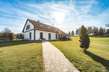 Prodej domu 160 m², Smolotely