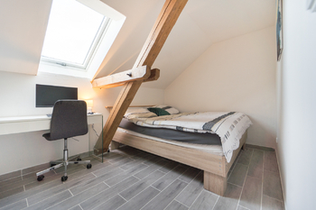 ložnice patro - Prodej domu 160 m², Smolotely