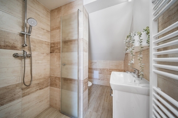 Pronájem bytu 2+kk v osobním vlastnictví 32 m², Zastávka