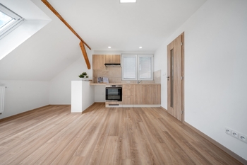 Pronájem bytu 2+kk v osobním vlastnictví 32 m², Zastávka
