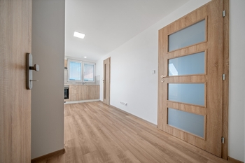 Pronájem bytu 2+kk v osobním vlastnictví 32 m², Zastávka