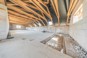 Prodej domu 215 m², Lužná