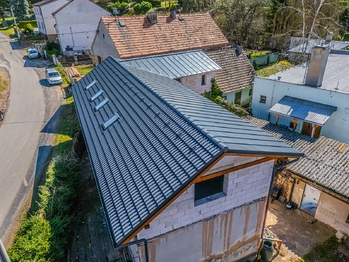 Prodej domu 215 m², Lužná
