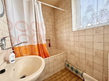 Koupelna - Prodej bytu 3+1 v družstevním vlastnictví 89 m², Hulín