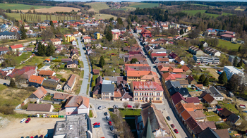 Prodej nájemního domu 196 m², Černovice