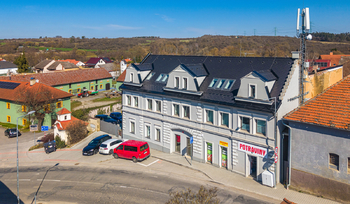 Prodej obchodních prostor 74 m², Chýnice