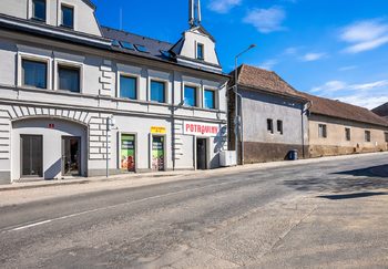 Prodej obchodních prostor 74 m², Chýnice
