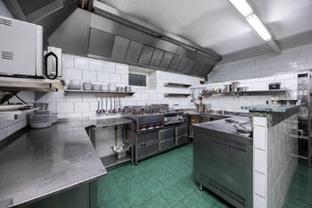 Prodej ubytovacího zařízení 435 m², Hřensko