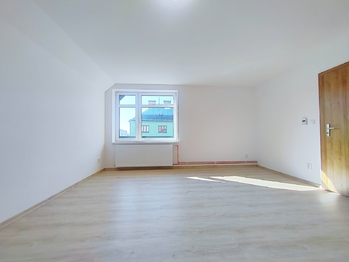 Pokoj - Pronájem bytu 1+1 v osobním vlastnictví 56 m², Ostrava