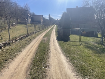 Prodej pozemku 1710 m², Vlastějovice