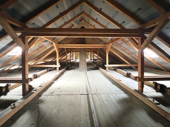 Prodej nájemního domu 1880 m², Praha 8 - Ďáblice