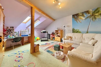 Prodej domu 190 m², Praha 9 - Kbely