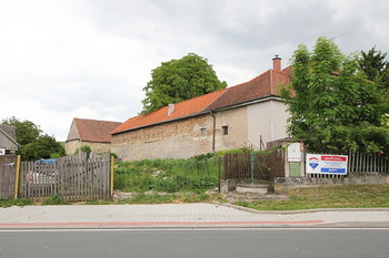 Prodej pozemku 312 m², Činěves