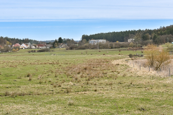 Prodej pozemku 3671 m², Olšany