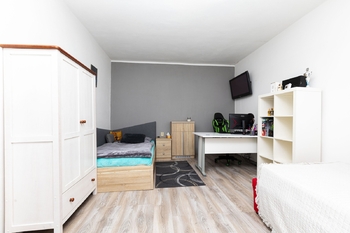 Pokoj - Prodej domu 78 m², Bříza