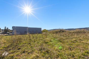 Prodej pozemku 5949 m², Praha 5 - Lipence