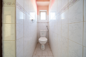 toalata 2NP - Prodej domu 118 m², Pozořice