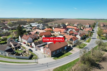 Prodej domu 193 m², Vykáň