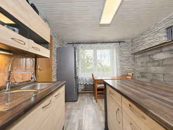 Prodej domu 193 m², Vykáň