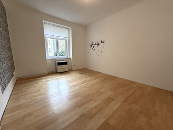 Prodej bytu 1+1 v osobním vlastnictví 37 m², Praha 10 - Vršovice