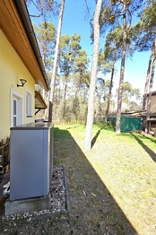 pohled na TČ a zahradu - Prodej domu 175 m², Lhota