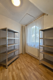 šatna / pokoj 2. NP - Prodej domu 175 m², Lhota