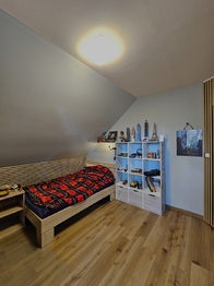 dětský pokoj 2. NP - Prodej domu 175 m², Lhota