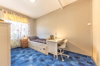 pokoj pro hosty / pracovna 1. NP - Prodej domu 175 m², Lhota