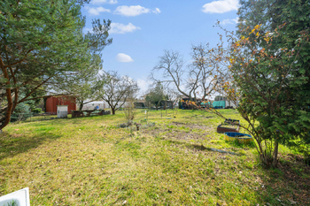 Prodej pozemku 506 m², Pardubice