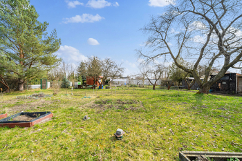 Prodej pozemku 506 m², Pardubice