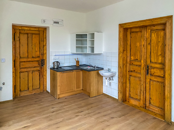 Prodej domu 403 m², Praha 10 - Hostivař