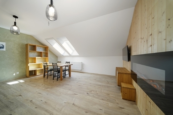 Prodej bytu 3+kk v osobním vlastnictví 68 m², Lomnice