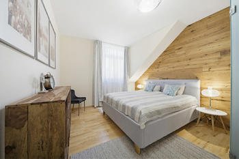 Prodej bytu 5+kk v osobním vlastnictví 194 m², Karlovy Vary