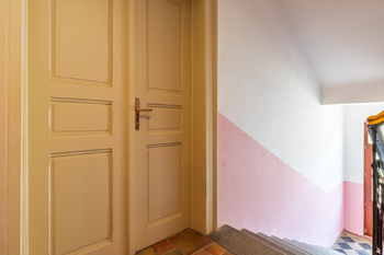 Prodej obchodních prostor 403 m², Praha 10 - Hostivař