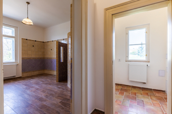 Prodej obchodních prostor 403 m², Praha 10 - Hostivař