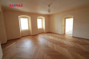 Pronájem bytu 2+1 v osobním vlastnictví 111 m², Kolín