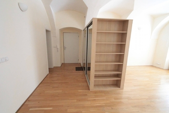 Pronájem bytu 1+1 v osobním vlastnictví 44 m², Kolín