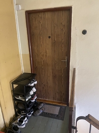 vchod do bytu - Prodej bytu 3+kk v osobním vlastnictví 59 m², Neveklov