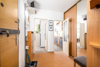 Prodej bytu 3+1 v osobním vlastnictví 76 m², Praha 5 - Stodůlky