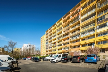 Prodej bytu 3+1 v osobním vlastnictví 76 m², Praha 5 - Stodůlky