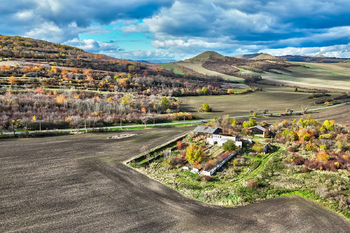 Prodej pozemku 1050 m², Chožov