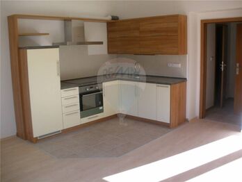 Pronájem bytu 2+kk v osobním vlastnictví 42 m², Pardubice