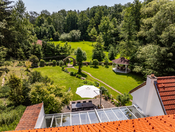 Prodej ubytovacího zařízení 786 m², Sloupnice