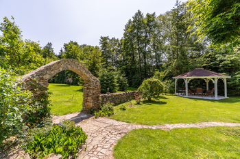 Prodej domu 786 m², Sloupnice