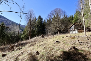 Prodej pozemku 7880 m², Morávka