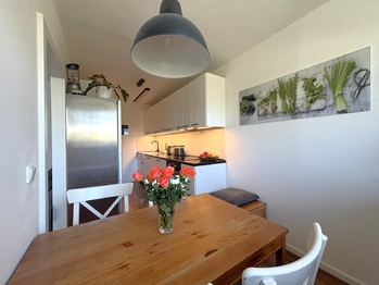 Kuchyně s jídelním koutem - Prodej bytu 3+1 v osobním vlastnictví 89 m², Praha 6 - Řepy